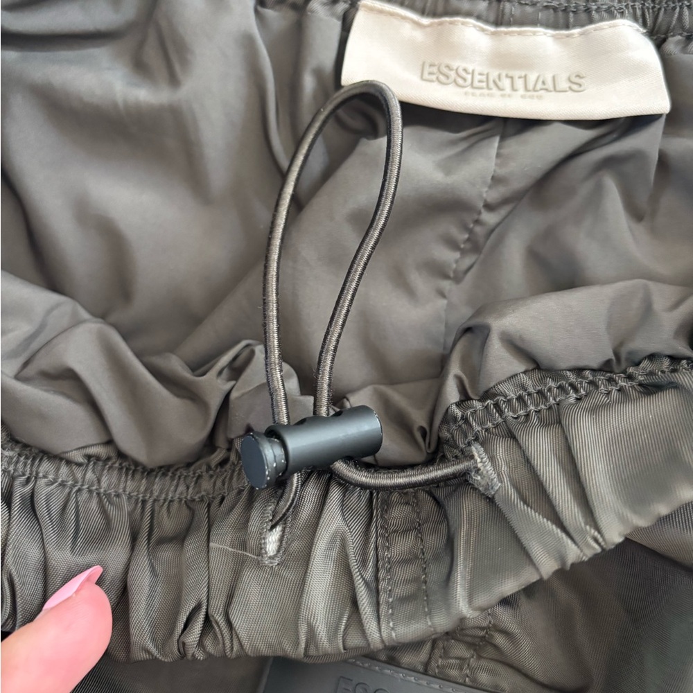 Essentials Dark Olive Drawstring Shorts Size M - image 6